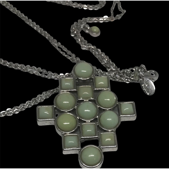 Lia Sophia 2" Light Green Pendant Silver Tone Double Chain Necklace 18"+ - Picture 2 of 4